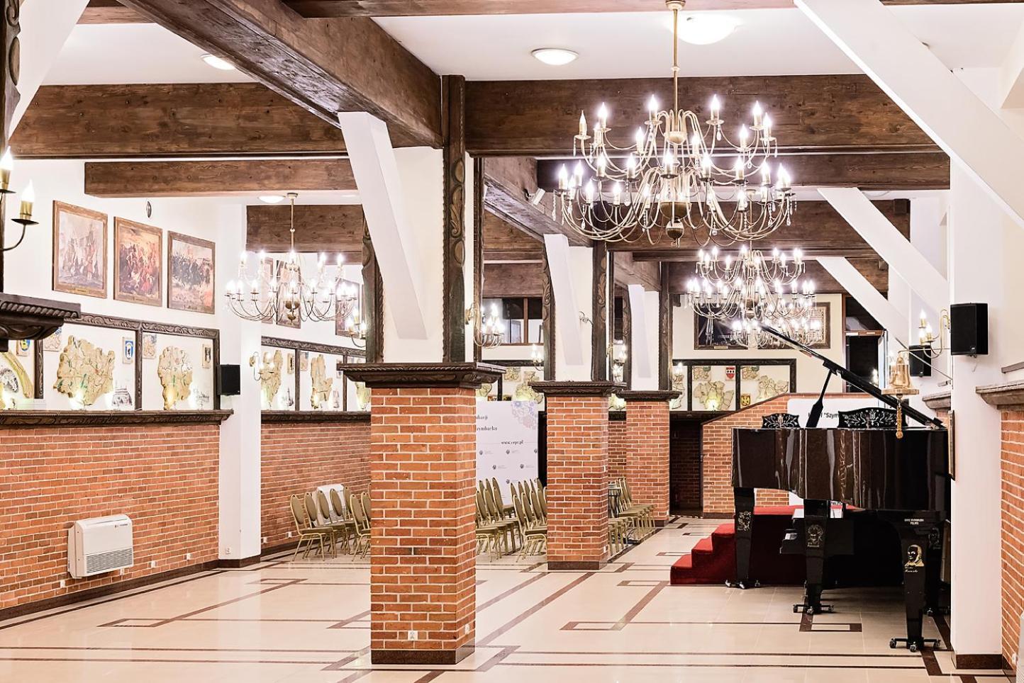 Hotel Szymbark Szymbark  Kültér fotó