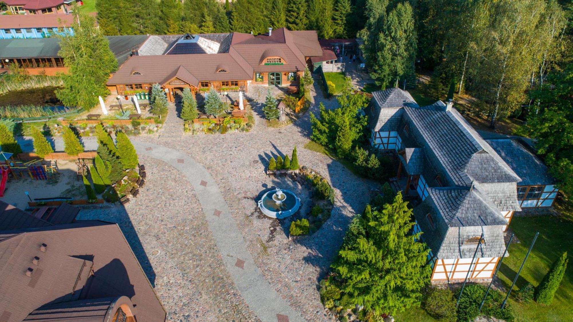 Hotel Szymbark Szymbark  Kültér fotó
