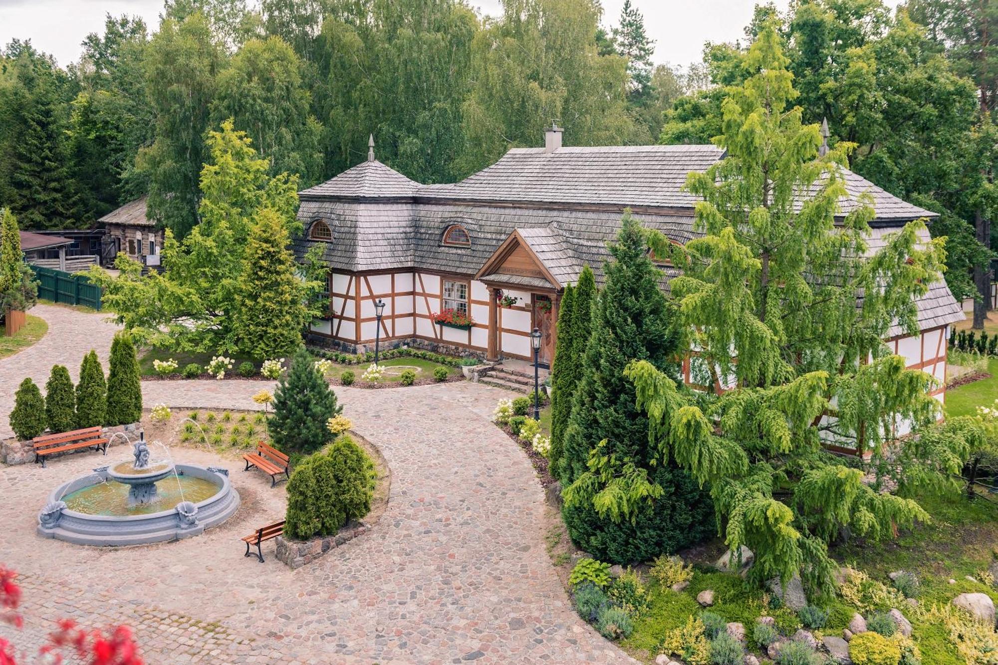 Hotel Szymbark Szymbark  Kültér fotó